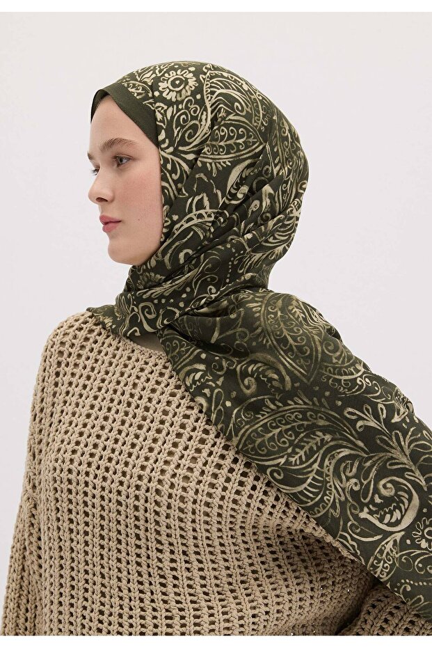 Freesia Patterned Shawl - 2