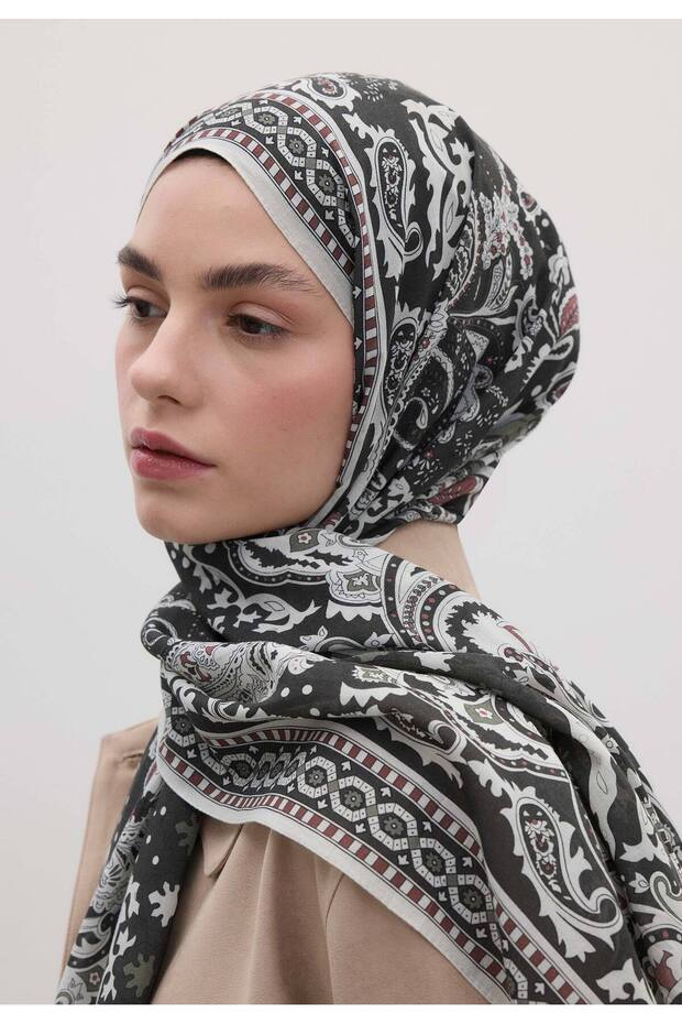 Anthracite Lena Patterned Shawl - 3