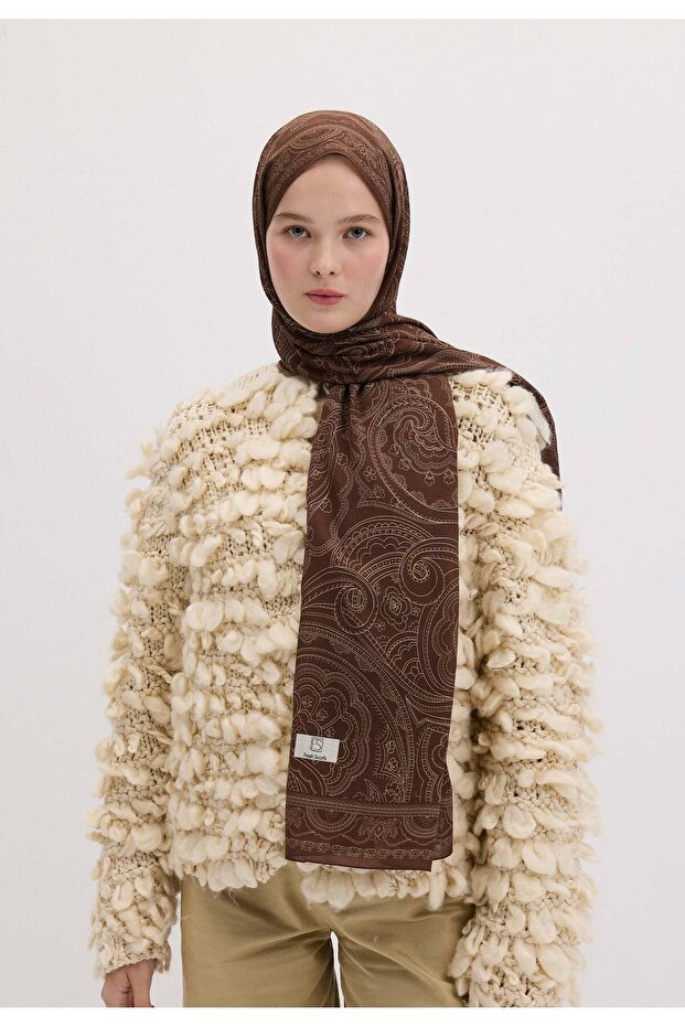 شال منقوش بالكارتيل - شوكولاتة - 1