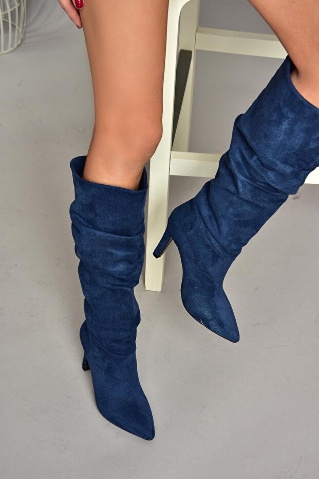 L 404868002 Granatowe zamszowe buty damskie na cienkim obcasie - 2