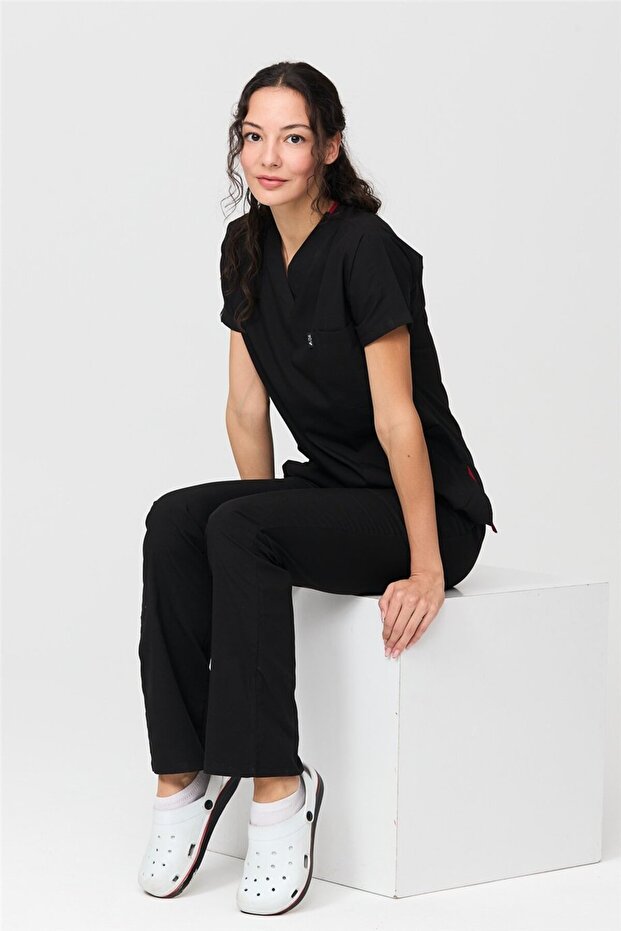 UltraLycra Spaniard - Stretch Fabric Doctor Nurse Scrubs Uniform Surgical Set (WOMEN), Black