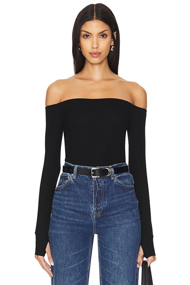 Women's Low Shoulder Finger Tape Jarse Bluz