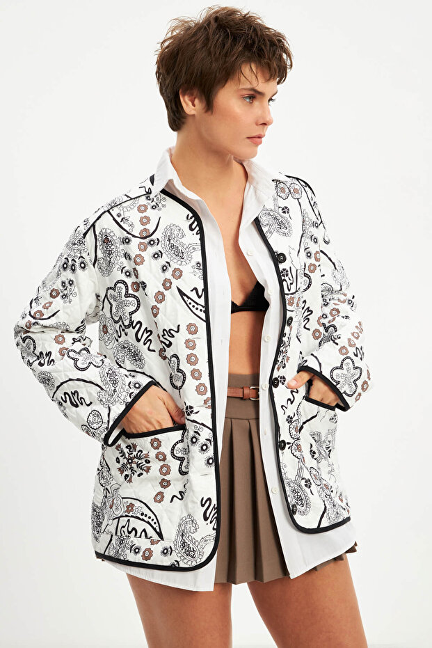 White Quilted Lined Thin Jacket - 1