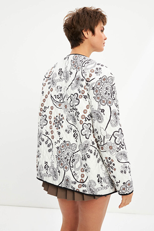 White Quilted Lined Thin Jacket - 7