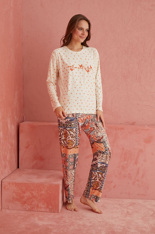 Ekru Şal Desenli Uzun Kollu Örme  Pijama Takımı - 2