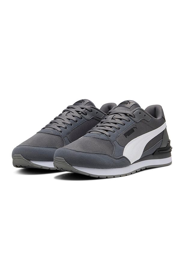 ST Runner v4 Mesh Sneaker - 2