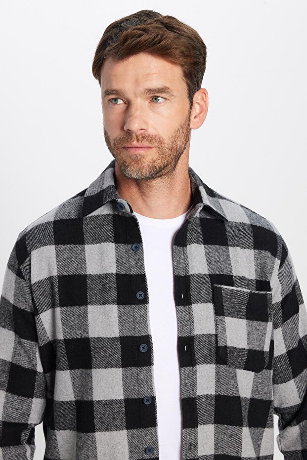 Men's Regular Fit Classic Cut Lumberjack Single Pocket Checked Winter Shirt