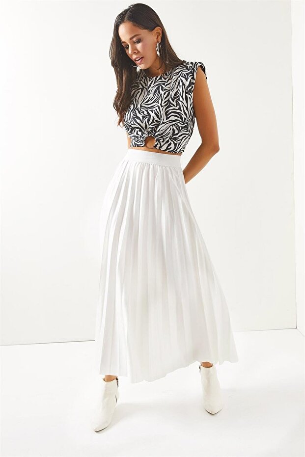 Women's White Leather Look Pleated Bell Skirt ETK-19000233