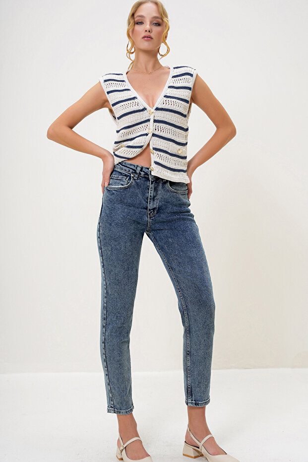 Blue High Waist Mom Jean Alc-X13171