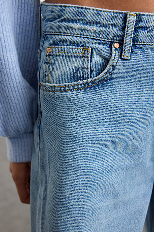 Açık Mavi Katlı Paça Normal Bel Loose Baggy Jeans TWOSS25JE00001 - 4