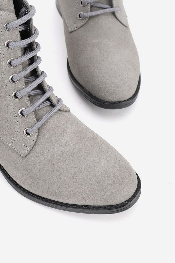 Kadın Gri Süet Hakiki Deri 36-41 Numara Bağcıklı  Bot & Bootie - 2
