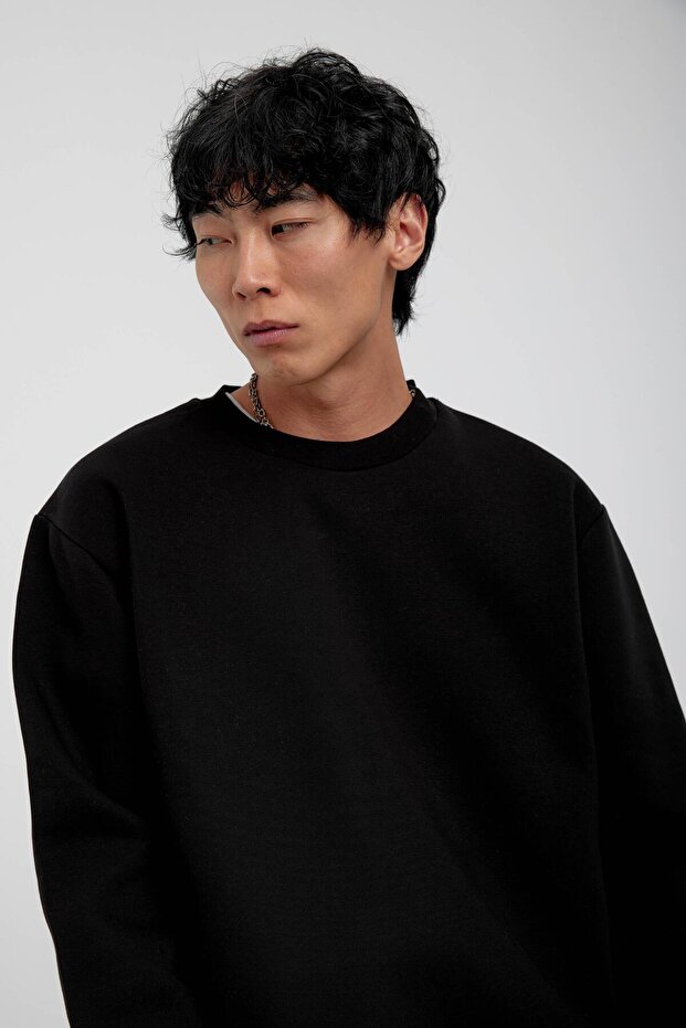 Siyah Bisiklet Yaka Basic Şardonlu Sweatshirt - 4