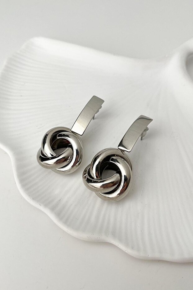 أقراط متدلية فضية اللون (4 سم) - 1