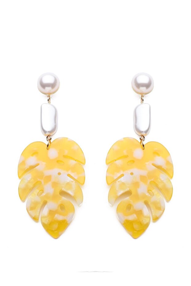 Yellow Leaf Patterned Pearl Earrings - 1