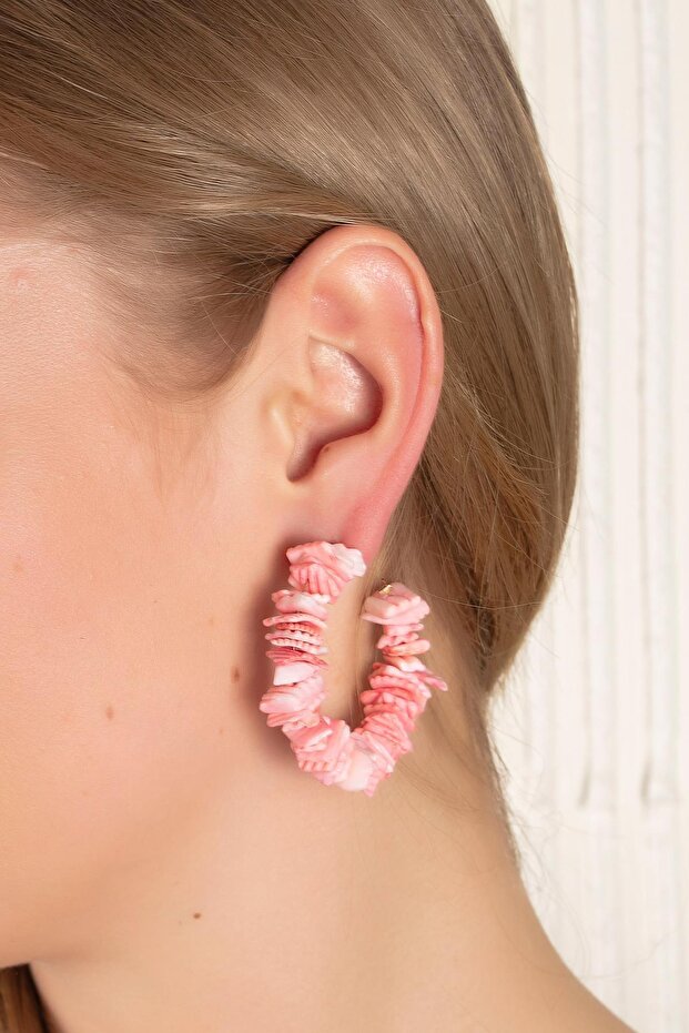 أقراط حلقية باللون الوردي - 2