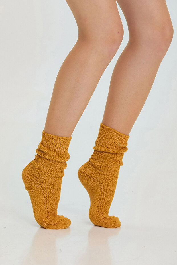 جوارب صوفية متوسطة الحجم بنمط الخردل - 3