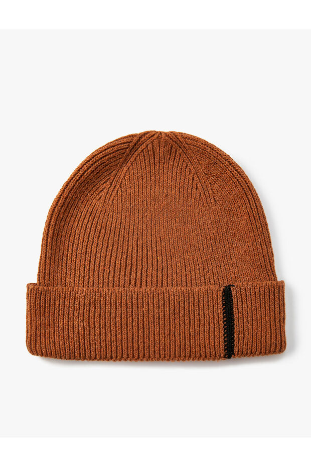 Basic Knitted Beret with Fold Detail and Stripe Pattern