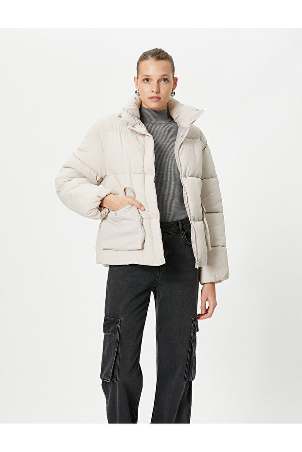 Short Puffer Jacket Stand Collar Large Pocket Snap Fastener