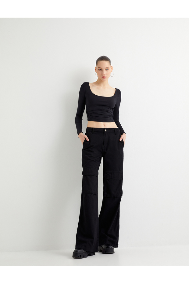 Long Sleeve Crop Body with U-Neck and Draped Detail