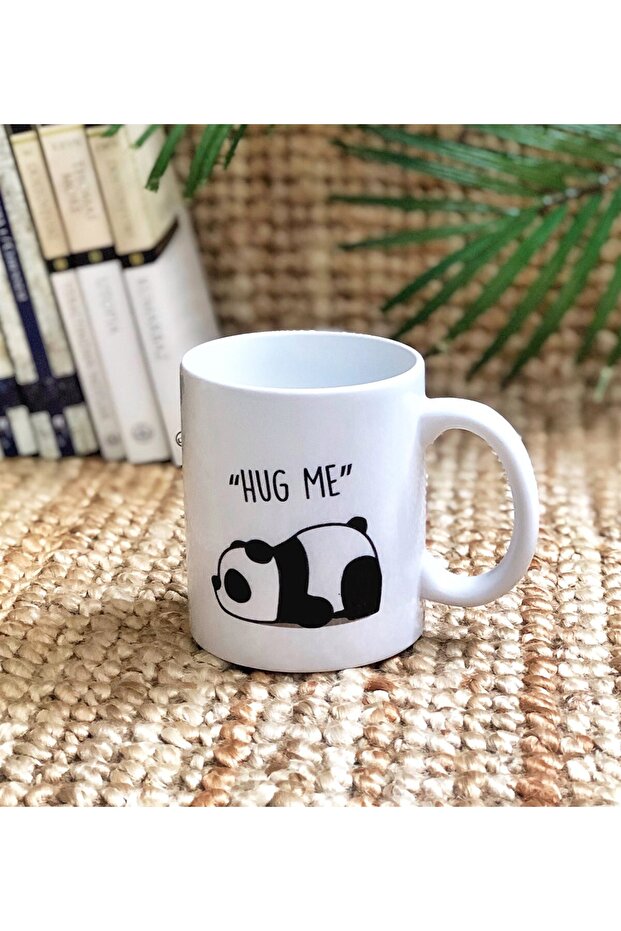 كوب بتصميم Hug Me - 1