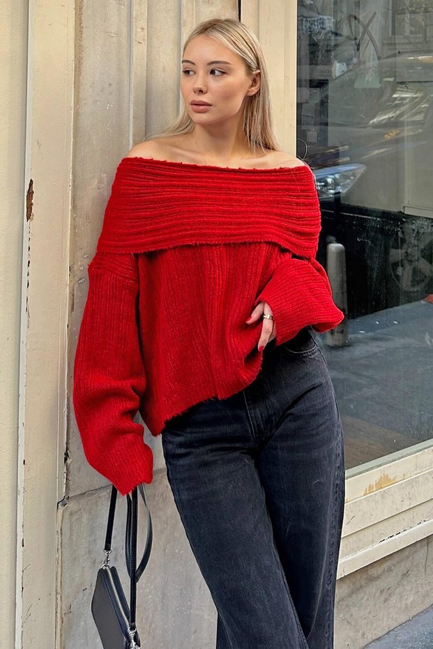 Red Velvet Madonna Collar Open Shoulder Women's Knitwear Sweater