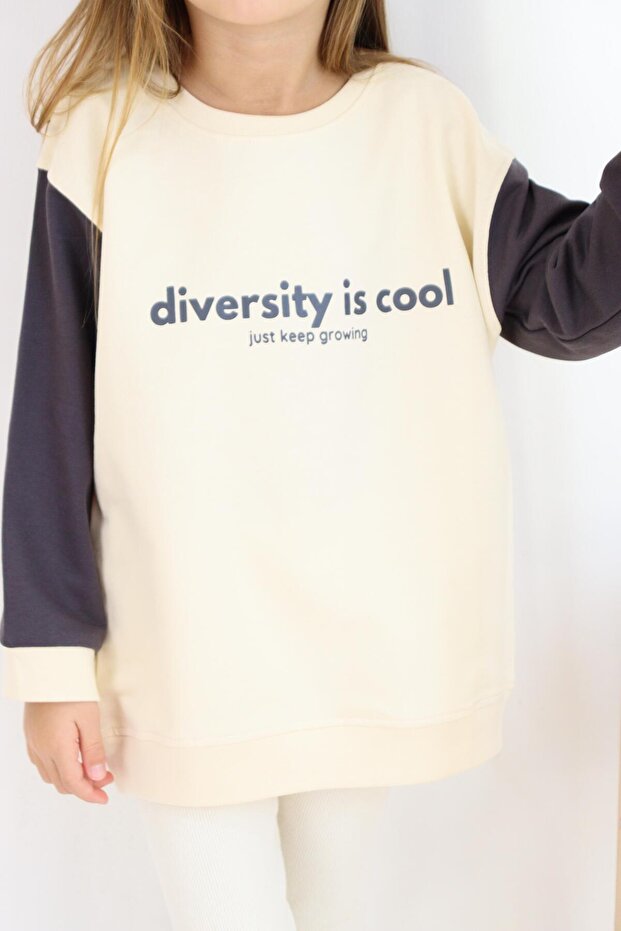 Diversity Baskılı Unisex Sweatshirt - 4
