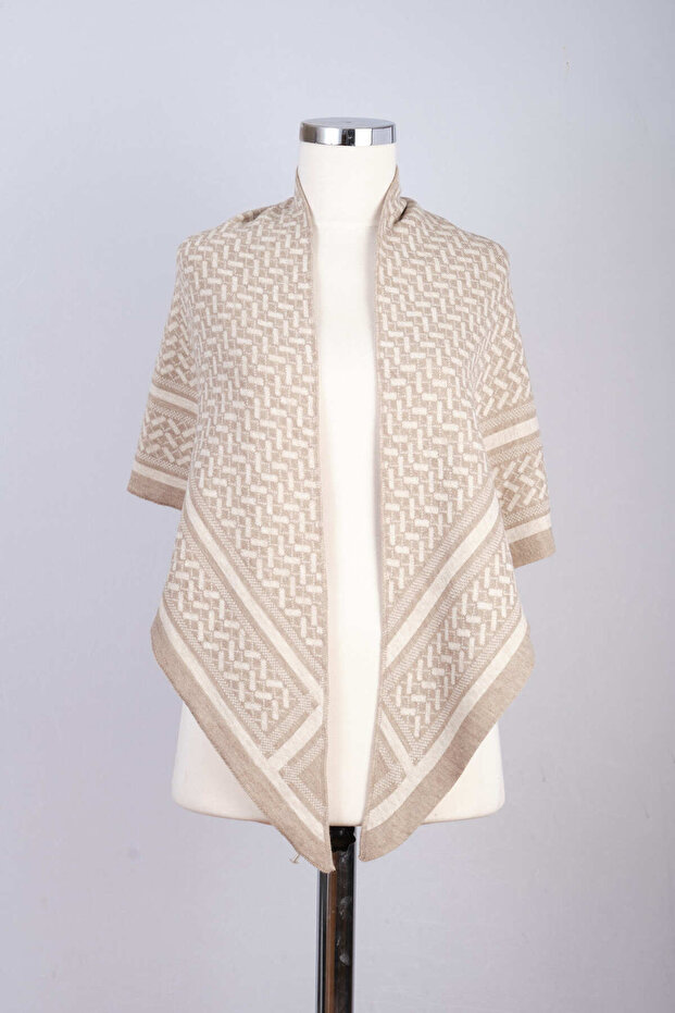 Desenli Triko Üçgen Şal - 3