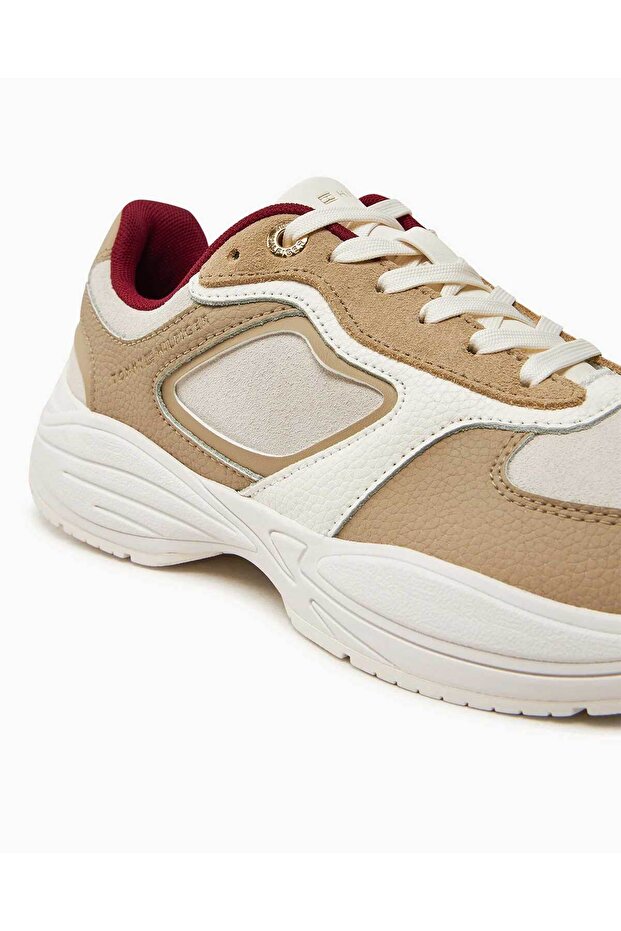 Chunky Runner Sneaker - 6