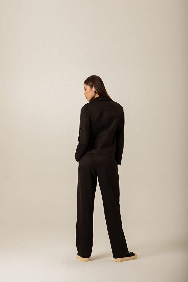 Düğme Detaylı Örme Siyah Ceket - 5