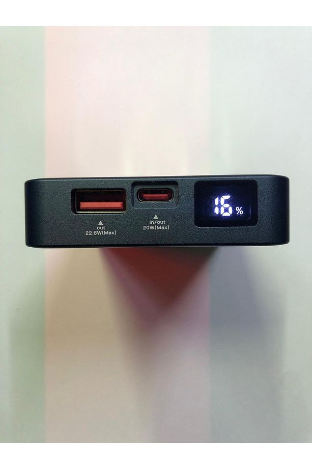 Magsafe Transparent Quick Charge Power Bank 20W with Type-C to Lightning PD Cable 10.000 MAH - 2