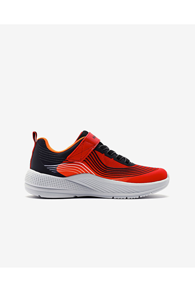 403926 L-Rdbk Model Red Sneaker - 2