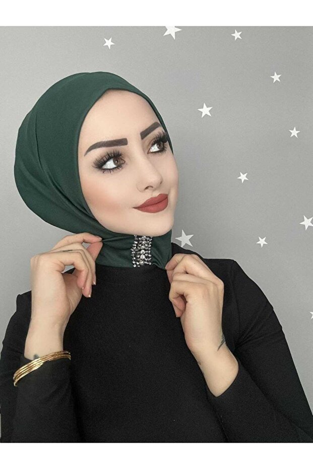 غطاء محرك السيارة بحزام خلفي من حجر الزمرد