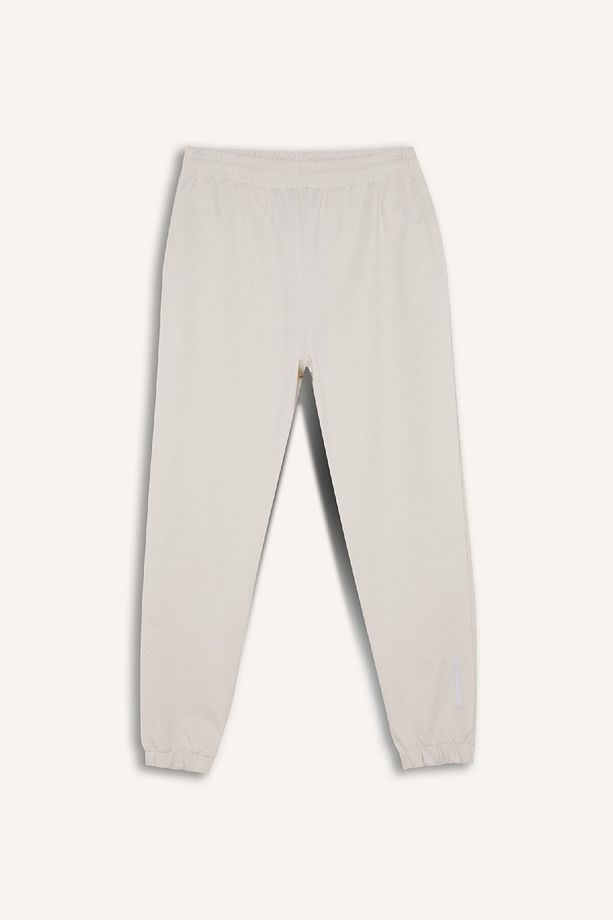 DeFactoFit Sporcu Jogger Eşofman Altı Standart Fit Basic Düz Cepli Beli Paçası Lastikli D3742AX24WN - 1