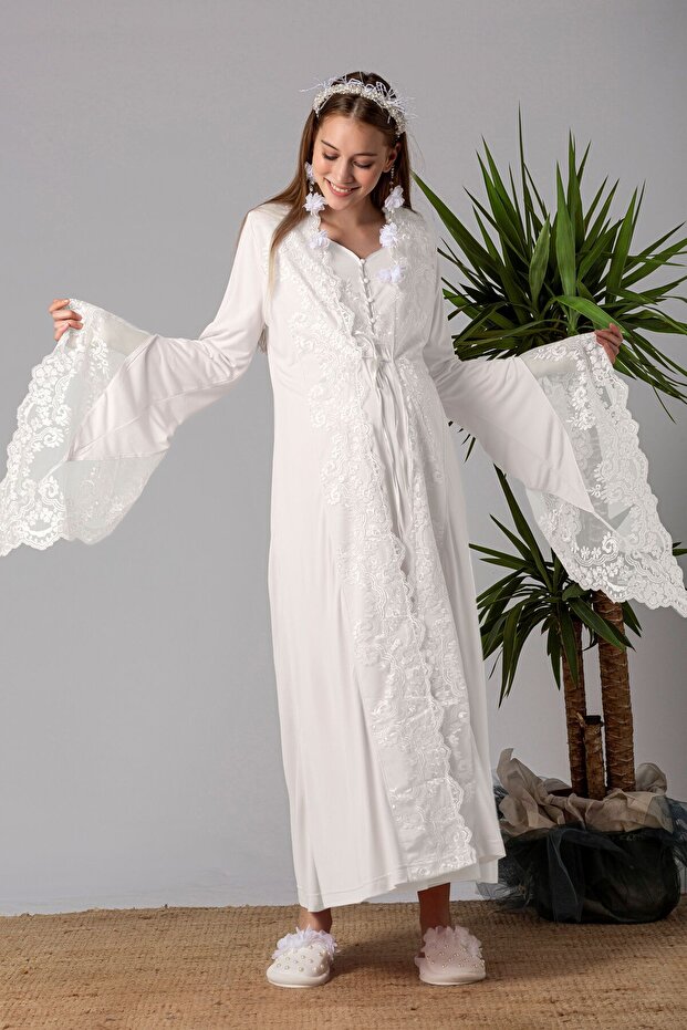 Effortt Ecru With Robe Maternity Postpartum Nightgown Set