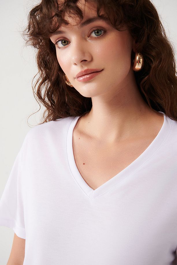 Kısa Kollu V Yaka Basic Tshirt - 3