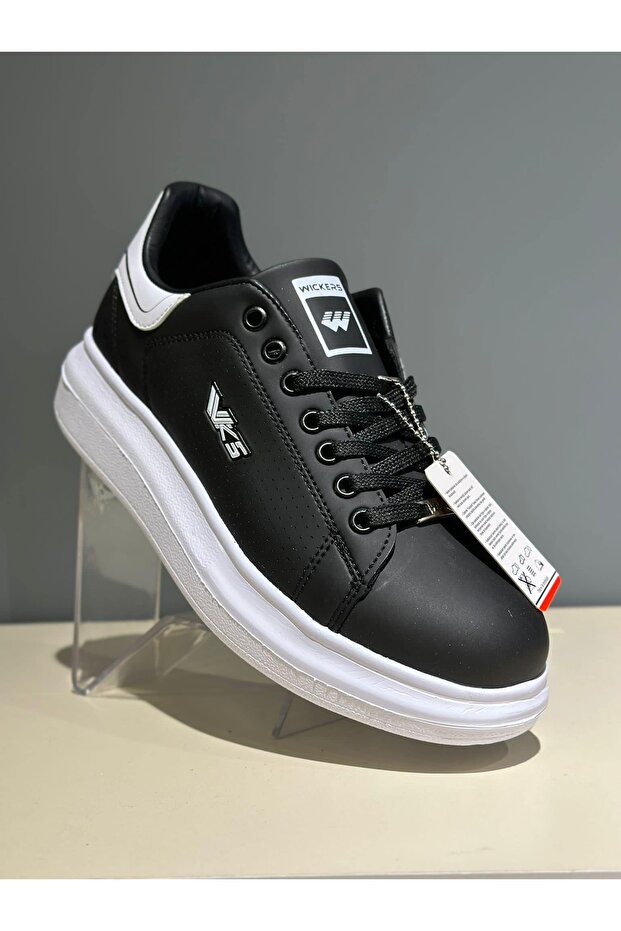 Wickers_M_Spor_2535 - Black and White
