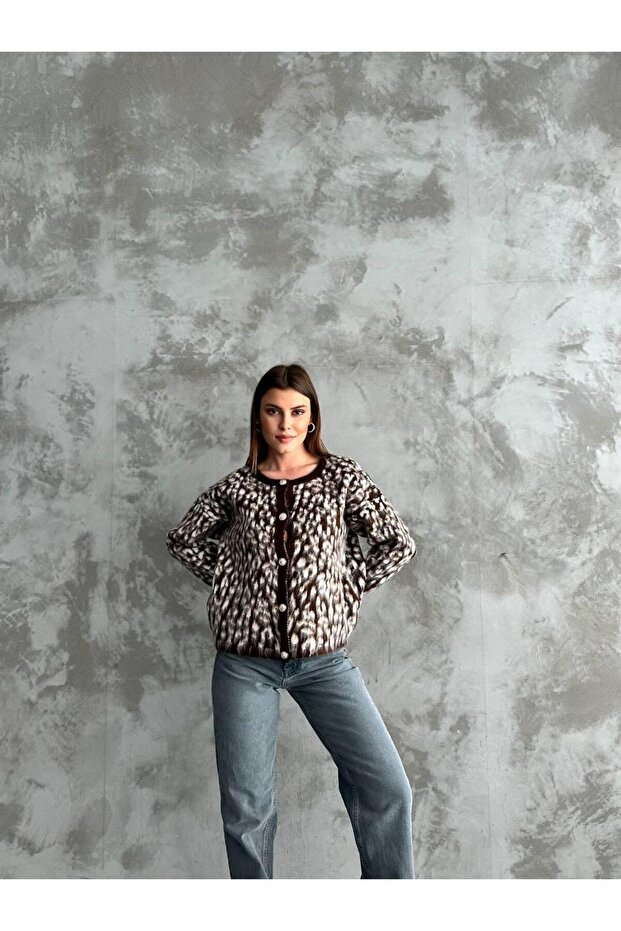 Leopard Patterned Soft Cardigan - 3