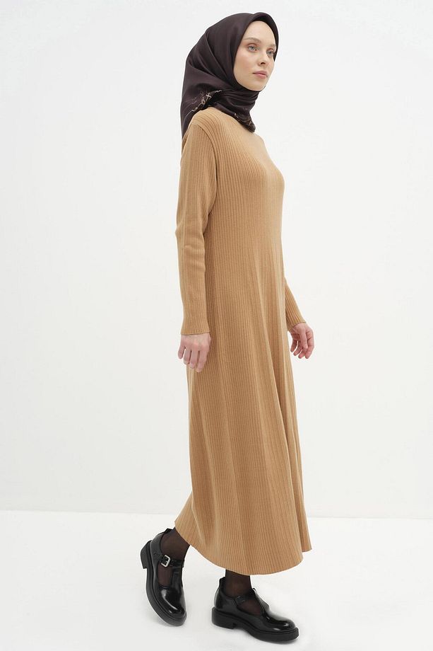 Sıfır Yaka Triko Elbise - Camel - 2