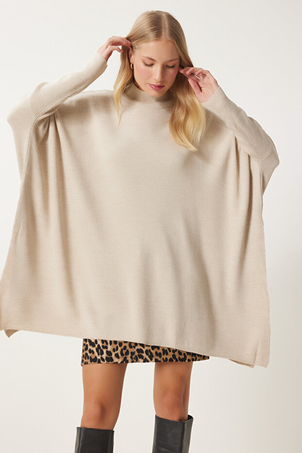 Női krémszínű oldalsó hasítékos, túlméretezett poncsó pulóver YY00005 - 4