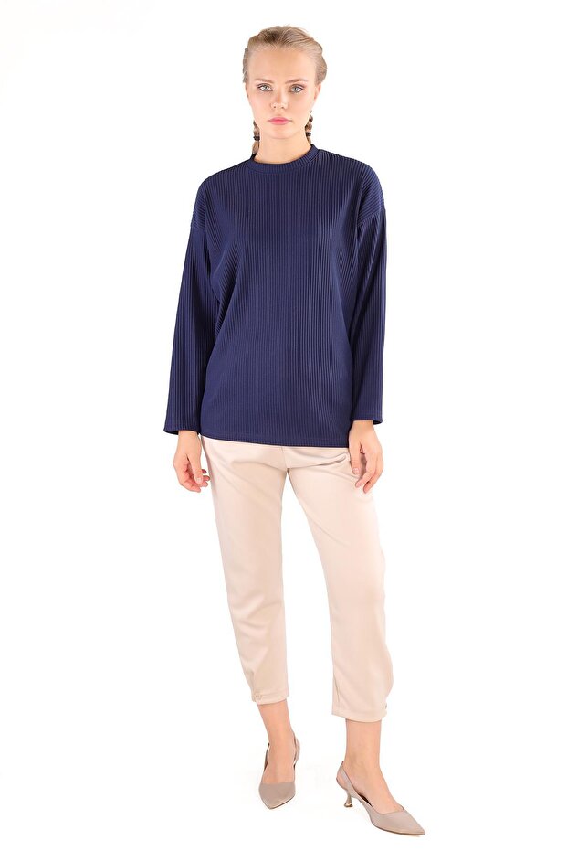 4359A Model Laci Crew Neck Blouse - 1