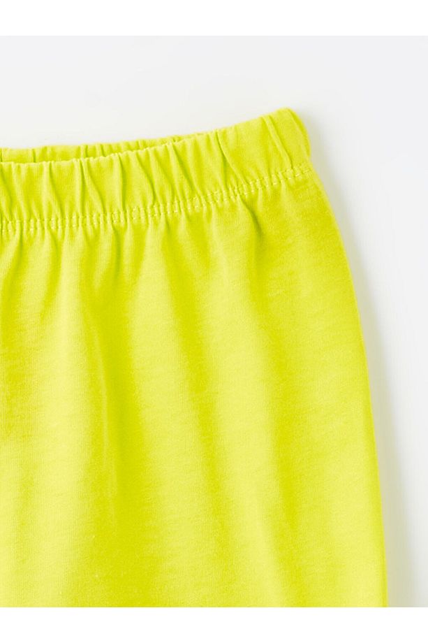 LCW baby Bisiklet Yaka Kız Bebek Şortlu Pijama Takımı - 6