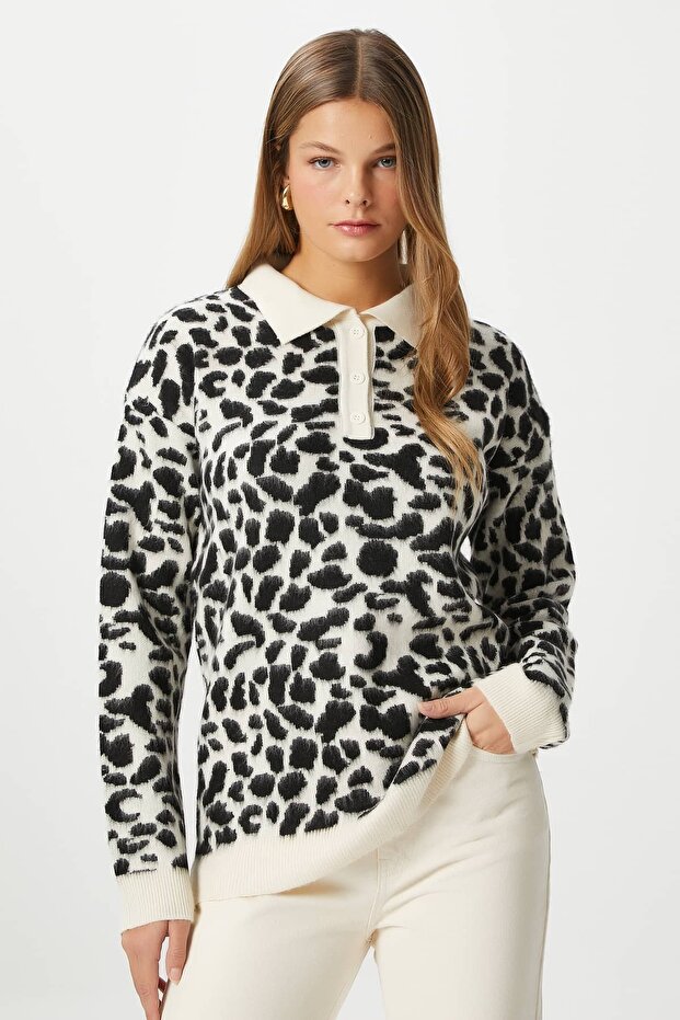 Women's Luca Polo Neck Black and White Raised Knitwear Sweater