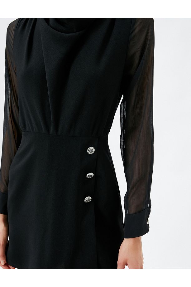Mini Şort Tulum Uzun Kollu Drape Yaka Düğme Detaylı - 5