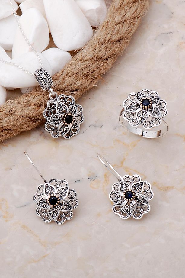 Safir Taşlı Çiçek Telkari Elişi Gümüş Set 2551 - 1