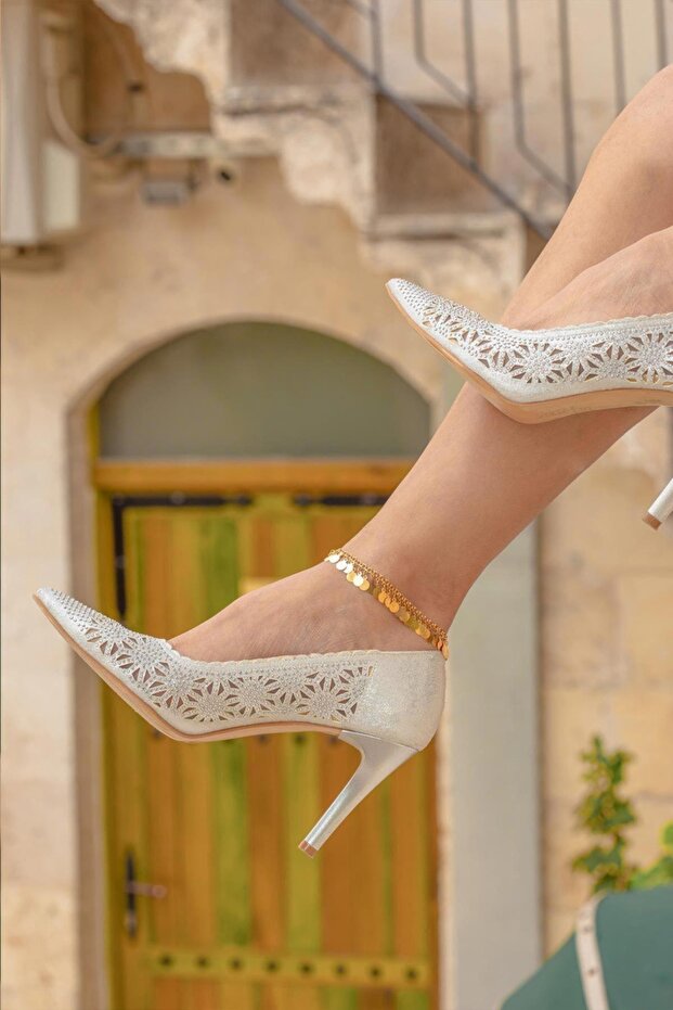 14 Ayar Altın Sık Pullu Halhal - 1