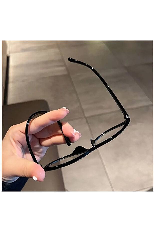 Cat Eye Large Frame Glasses - 3