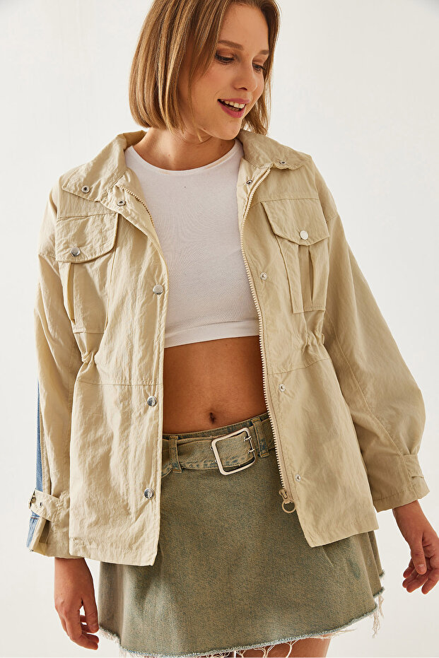 Detail dámského potisku zdobená džínová bunda 2440 60351166 - 4