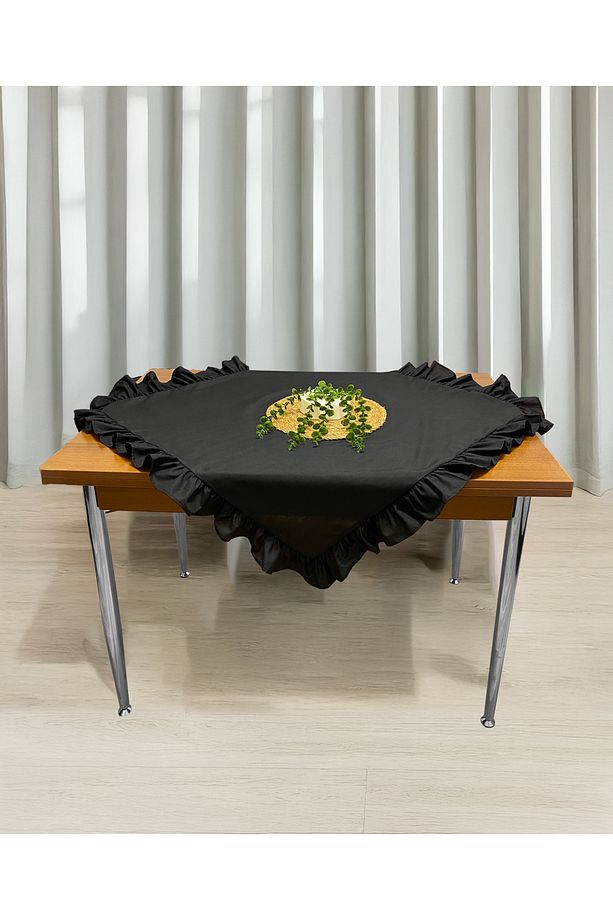 Pamuk Polyester Fırfırlı Masa Örtüsü Siyah - 1