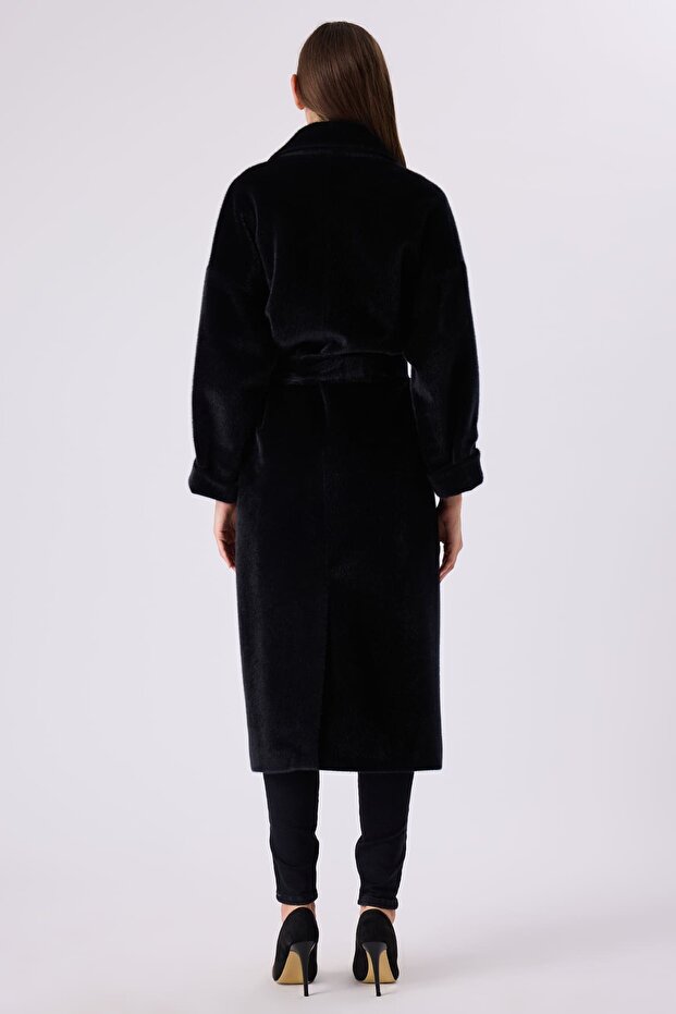 18003 LAURA KABAN - 4