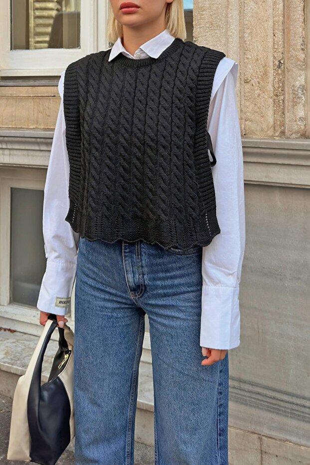 Schwarzer Damen-Strickpullover mit Haarflechtmuster und Bindedetail - 4